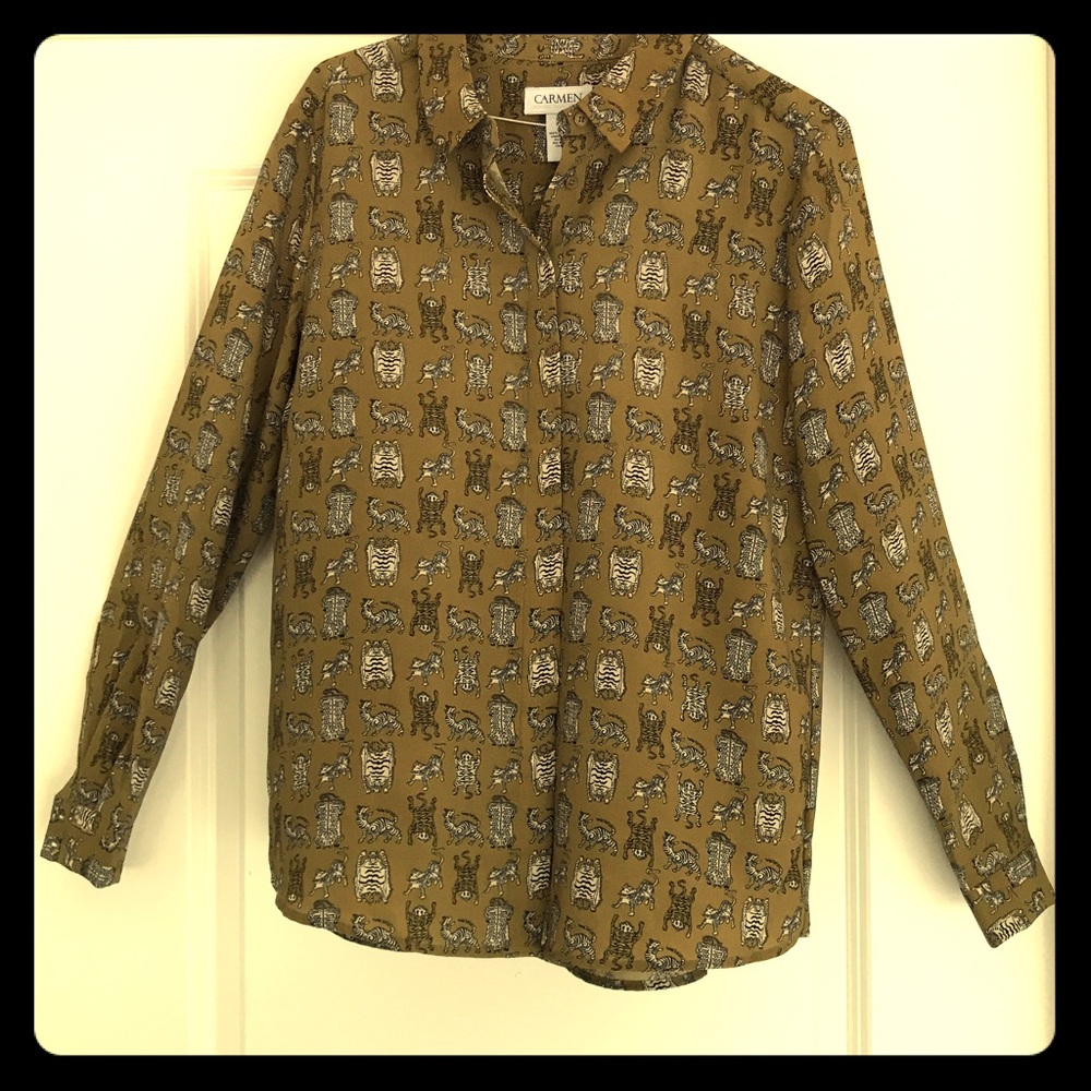 Women’s blouse